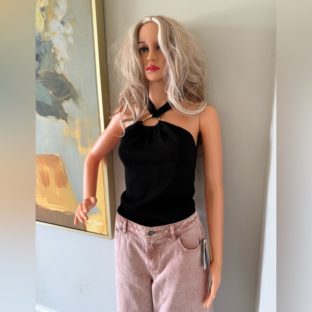 NWT Michael Kors Gorgeous and Stylish Wide-Leg Jeans in Gorgeous Dusty Pink! - Picture 10 of 13